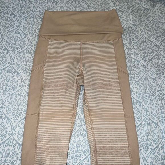 NWOT Offline by Aerie fold over hi rise leggings hugger nude tan size XS - Picture 5 of 6